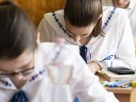 Diákok a középszintű írásbeli matematika érettségi vizsga előtt a nyíregyházi Zrínyi Ilona Gimnáziumban 2022. május 3-án. MTI/Balázs Attila