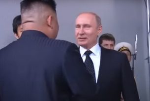 Vlagyimir Putyin és Kim Dzsong Un