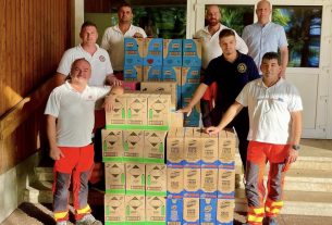 Debreceni mentőállomás tisztítószer adomány