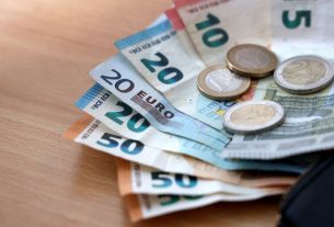 Szeged, euro, pénz, illusztráció, gazdaság