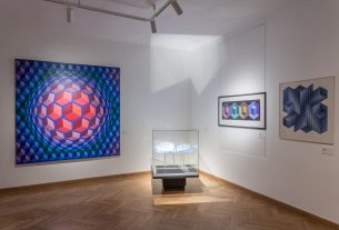 Születésnapi örömünnepre vár az ötvenéves pécsi Vasarely Múzeum Victor és Claire Vasarely találkozása a Múzeumutcában
